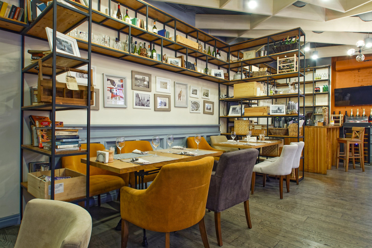Food & Drinks 5, Minima Krasnye vorota, Central