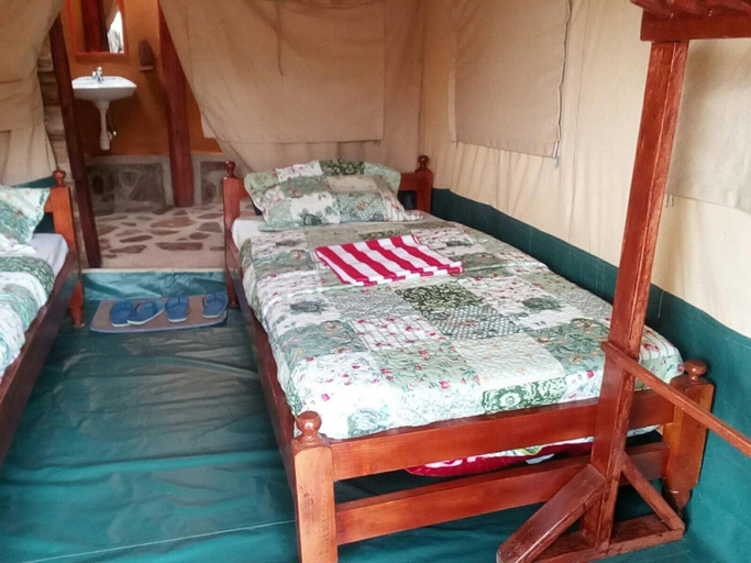 Bedroom 3, Ruhija Community Rest Camp, Rubanda
