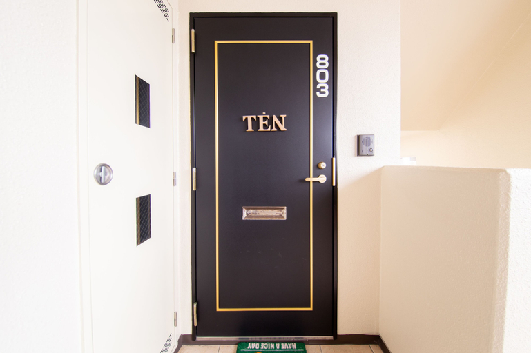 Comfort Self House Ten, Osaka