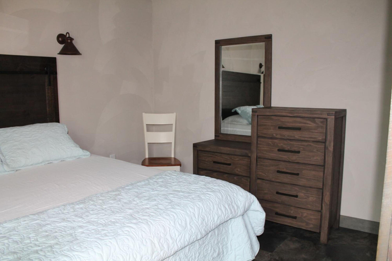 Bedroom 2, Strictly Moose Luxury Vacation Suites, Coos