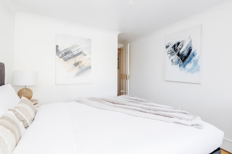Bedroom 5, Bright Welcoming Apartment With Terrace, Fulham 3 bed, London