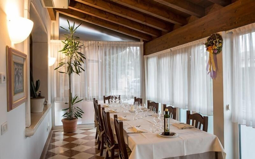 Food & Drinks 4, Hotel Ristorante Villa Monica, Pordenone
