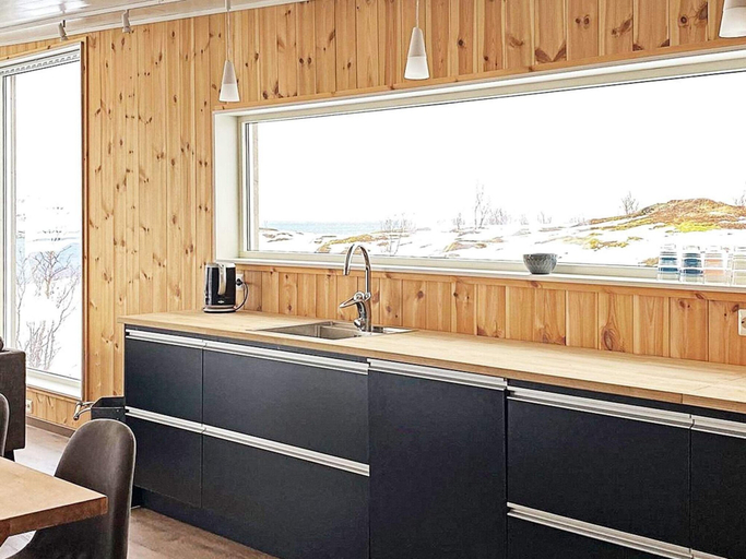 Others 5, 4 Star Holiday Home in Kvaløya, Tromsø