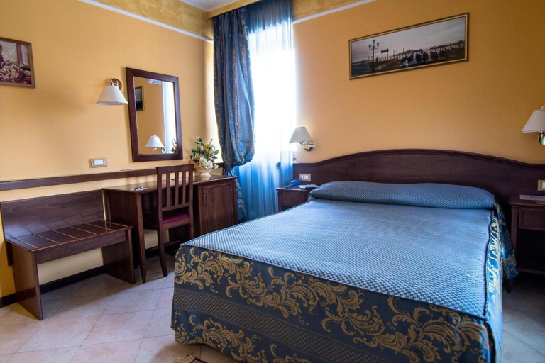 Bedroom 4, B&B Degli Amici, Rome