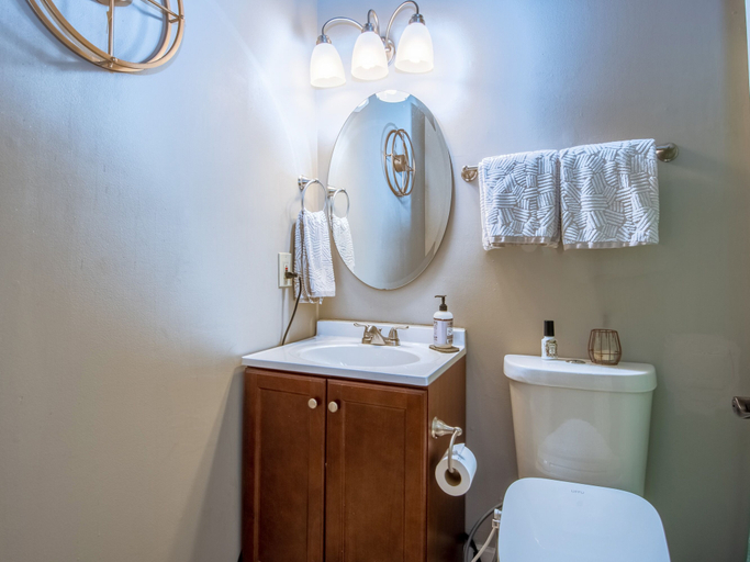 Bathroom, The Fern Downtown, Davidson