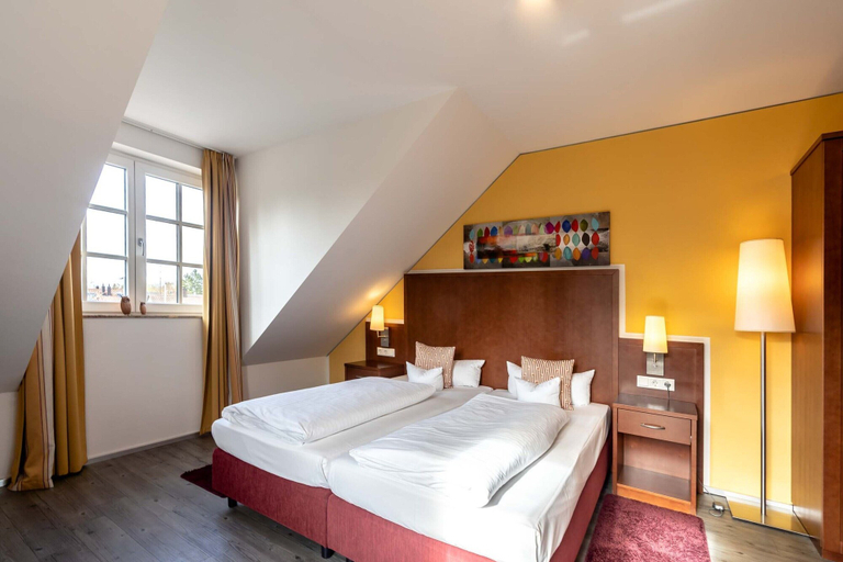 Bedroom 4, Weichandhof, München