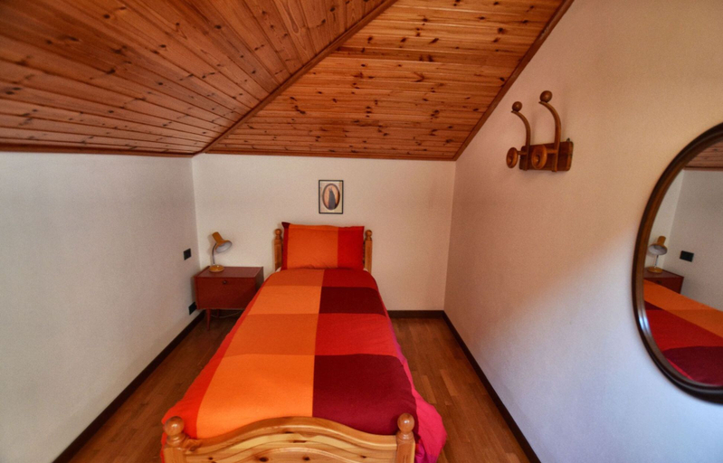 Bedroom 4, WAOBAB - We are one B&B, Bergamo