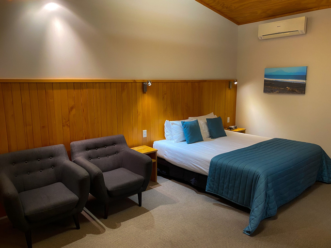 Bedroom 3, Waitomo Lodge, Waitomo