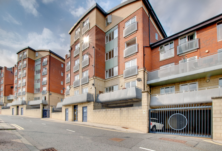 Exterior & Views, Swan Apartments - By Week2Week, Newcastle upon Tyne