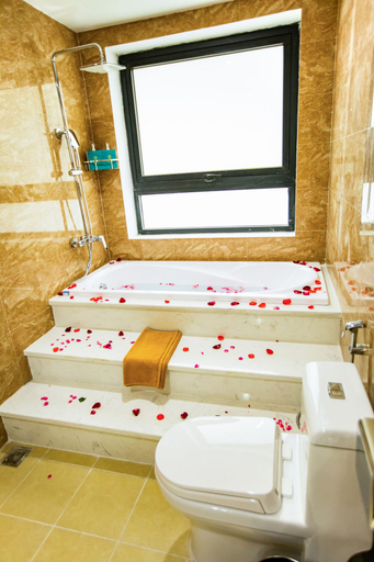 Bathroom 4, La Saveur de Hoa Binh Resort, Chương Mỹ