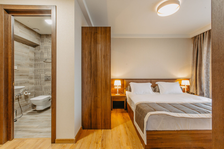 Bedroom 4, Seventeen Rooms, Telavi
