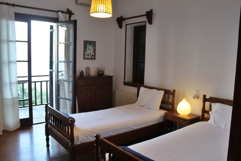 Bedroom 3, Villa Magnolia, Thessaly