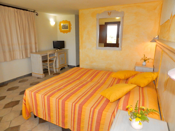 Bedroom 3, Family Rooms Budoni, Nuoro