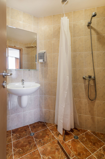 Bathroom 4, Hotel Gloria - All Inclusive, Varna