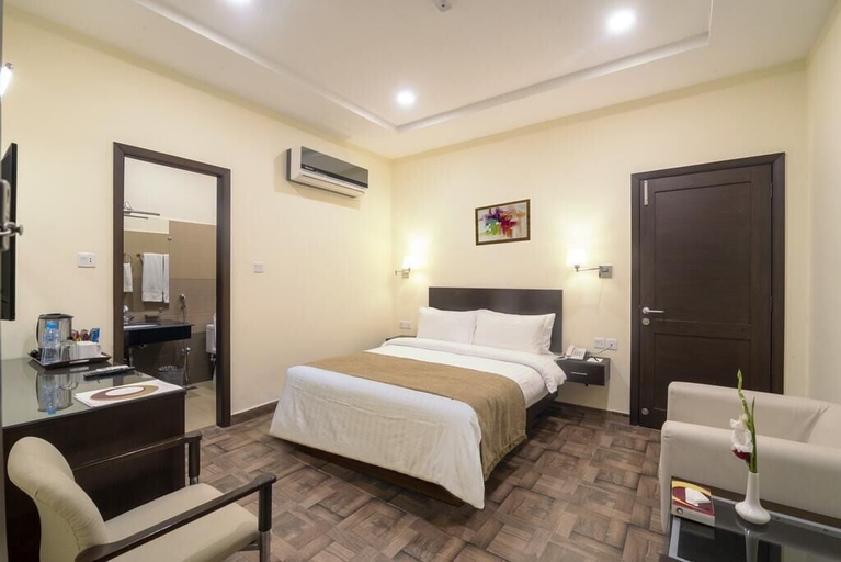 Bedroom 2, Hotel One Sahiwal, Multan