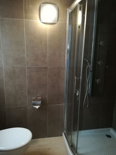 Bathroom 3, The Monkey Room, Málaga
