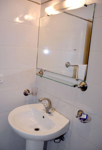 Bathroom 3, Jasmine Inn, Islamabad