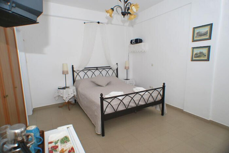 Bedroom 4, Pension Moschoula, South Aegean