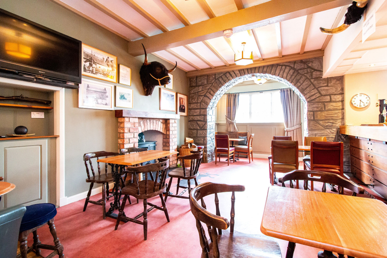 Food & Drinks 4, Black Bull Gartmore, Stirling