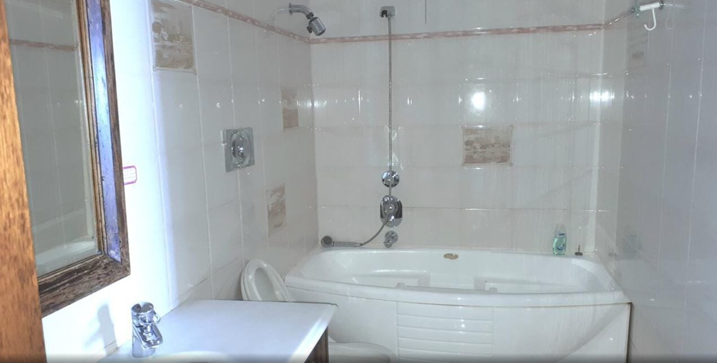 Bathroom, Villa Little Kithira, Attica