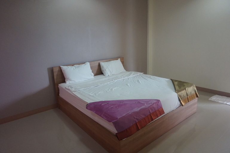 Bedroom 5, Bumnsaya Place, Nang Rong