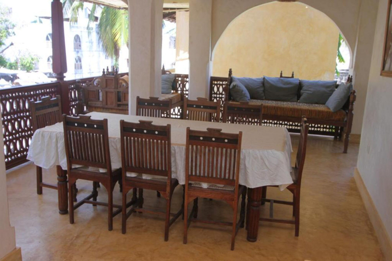 Others 4, Jannataan Hotel, Lamu West