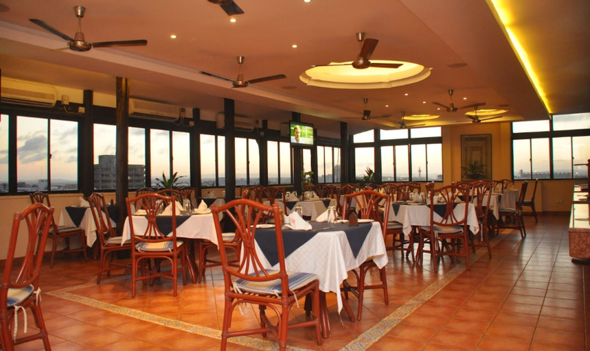 Food & Drinks 4, Royal Court Hotel, Mvita