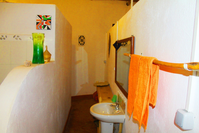 Bathroom 4, Bugesera Lodge, Bugesera