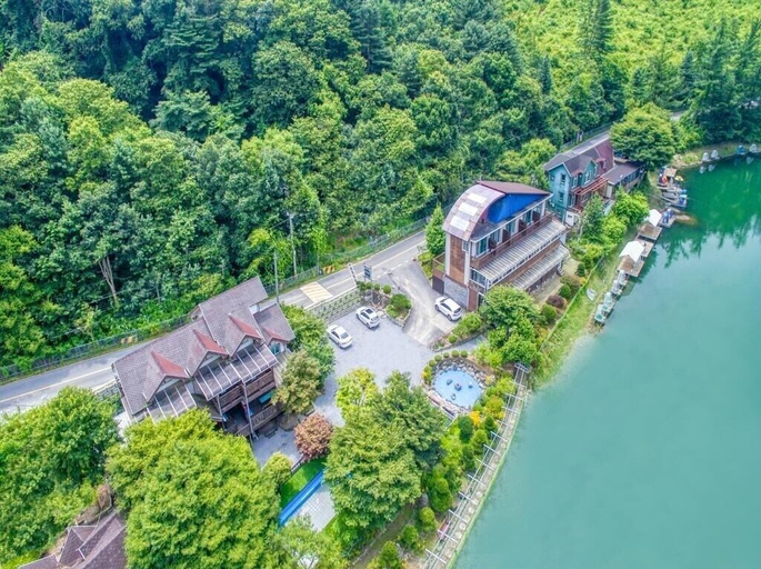 Exterior & Views, Gapyeong Uhnenal Pension, Gapyeong