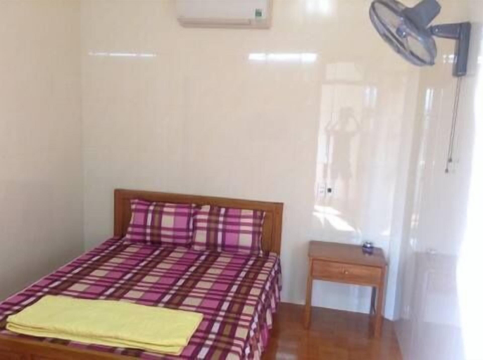 Bedroom 4, Nha Nghi Gia Bao, Quảng Ninh