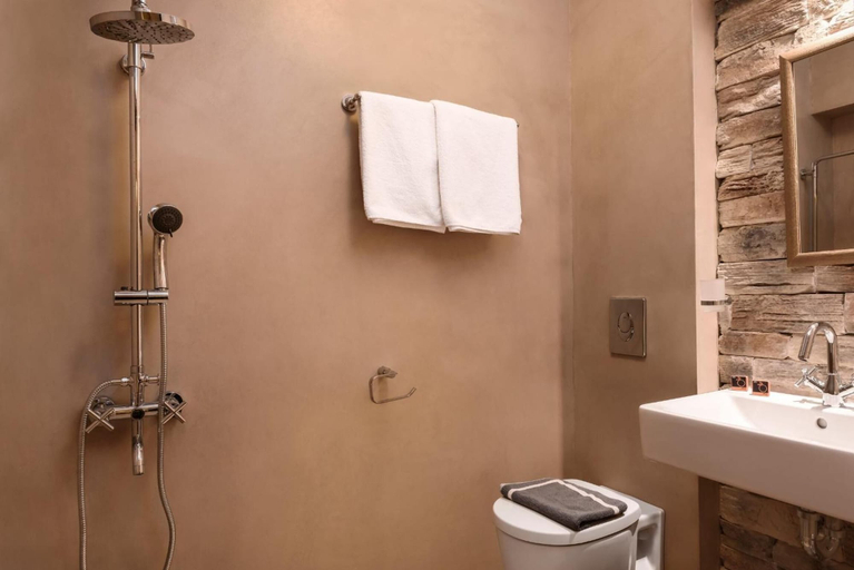 Bathroom 4, Morfeas Hotel, Crete