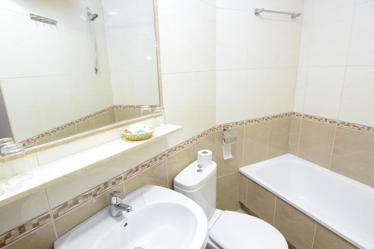 Bathroom 4, Hostal Edreira, Madrid