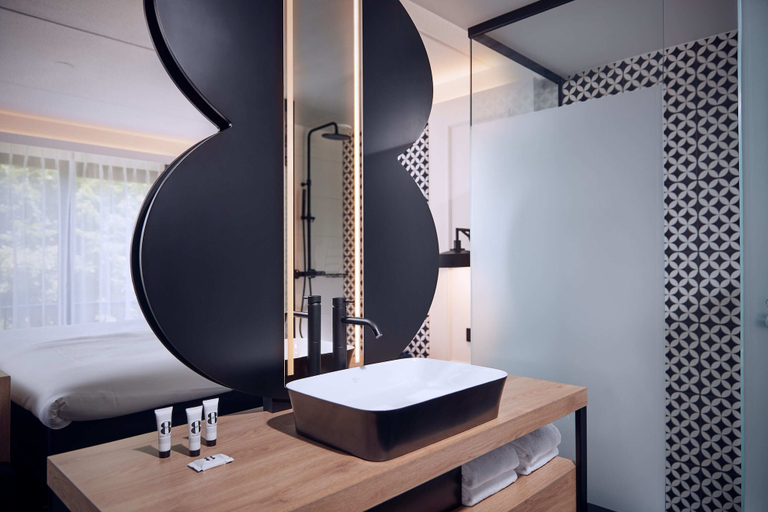 Bathroom 4, Gr8 Hotel Maastricht-Aachen Airport, Meerssen