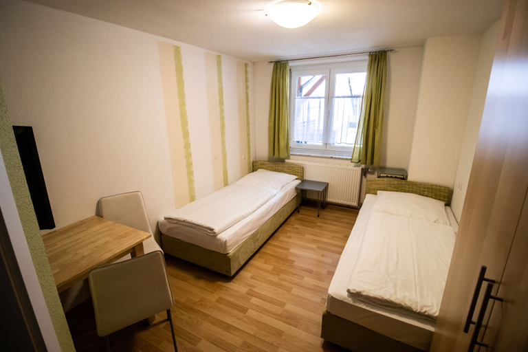 Bedroom 3, Hotel Gasthof Rössle, Ravensburg