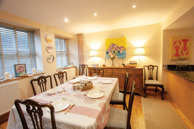 Food & Drinks 5, Bayview House - 4 bedroom - Llanmadoc, Swansea