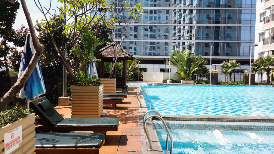 Sport & Beauty 4, Comfort and Stylish Studio Signature Park Tebet Apartment, South Jakarta