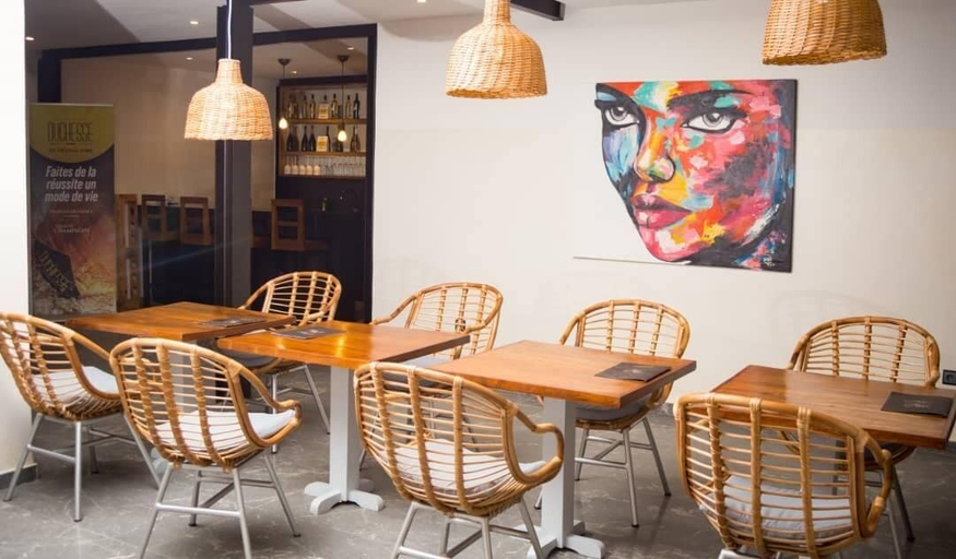 Food & Drinks, ELOGIA HOTEL, Golfe (incl Lomé)
