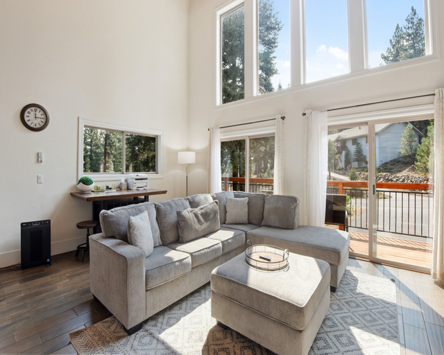 Others 5, Mountain Majesty, Washoe