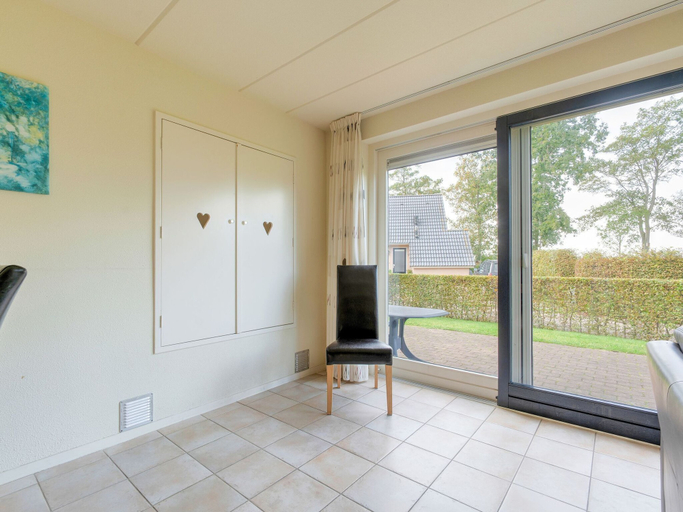 Others 2, Serene Holiday Home in Gaasterlan-Sleat, Gaasterlân-Sleat