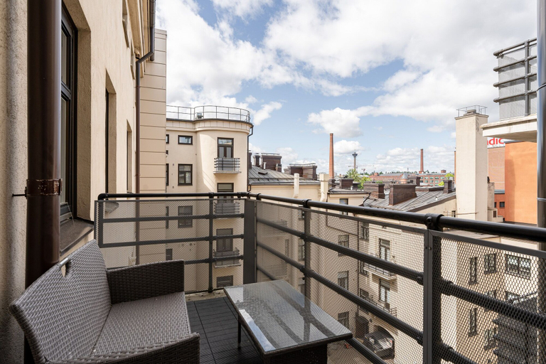 Others 5, 1BR Penthouse with Sauna & Private Rooftop Terrace, Pirkanmaa