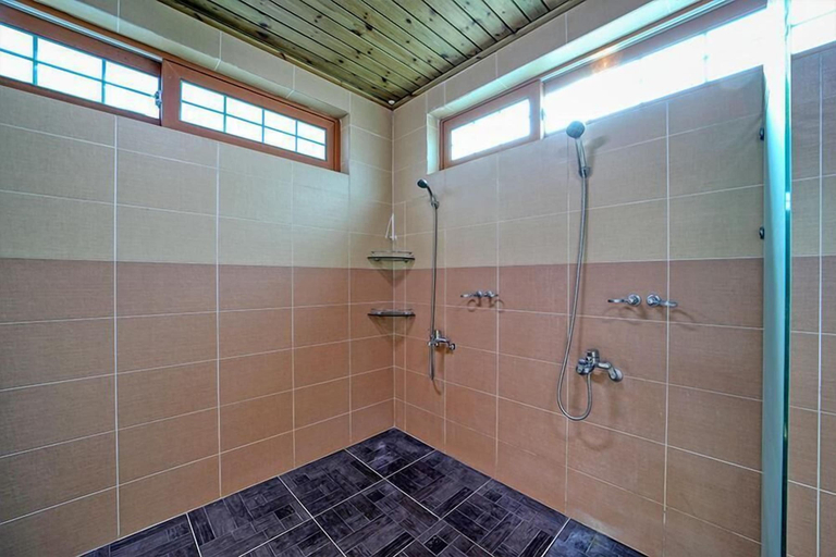 Bathroom 3, Gyeongju Hyu Plus Pension, Gyeongju
