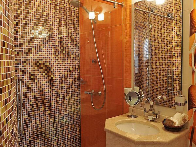 Bathroom 4, Riviera Hotel, Baku