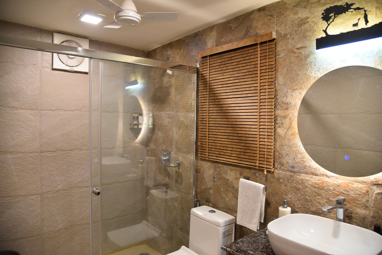 Bathroom 4, Tree of Life Vanvilas Riveredge, Nainital