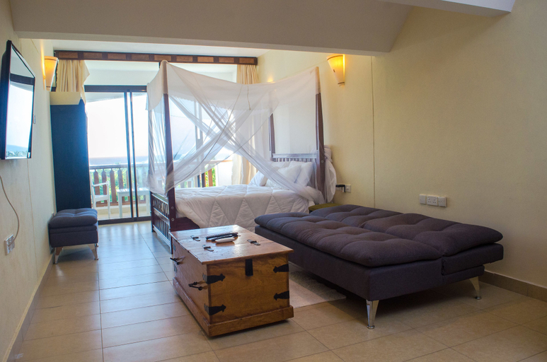 Bedroom 2, Chrystal Baharini, Msambweni