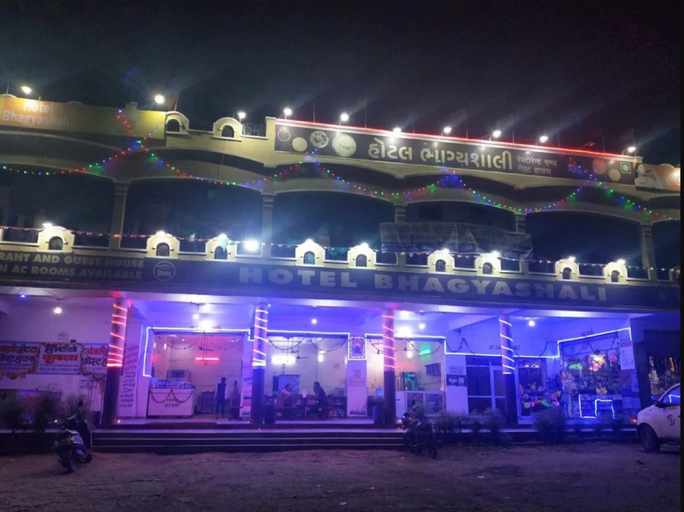 Exterior & Views 2, Mgh 112 Bhagyashali Hotel & Guest House, Udaipur