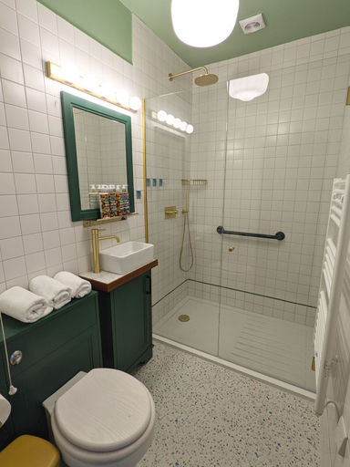 Bathroom 3, The Stirling Arms, Brighton and Hove