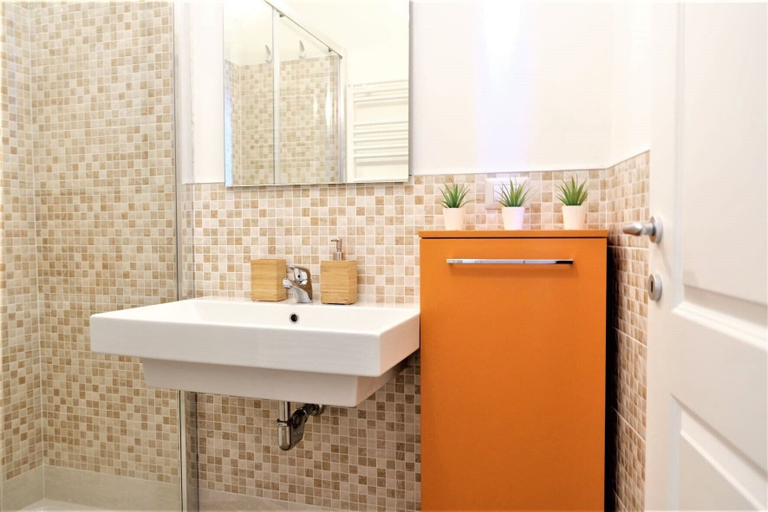 Bathroom 5, Wine Apartments Florence Morellino, Florence