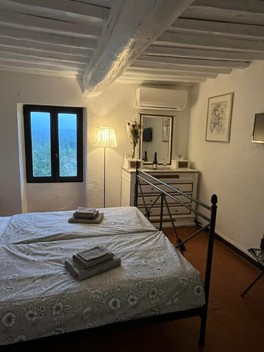 Bedroom 4, Fleur de Lys Fayence, Var
