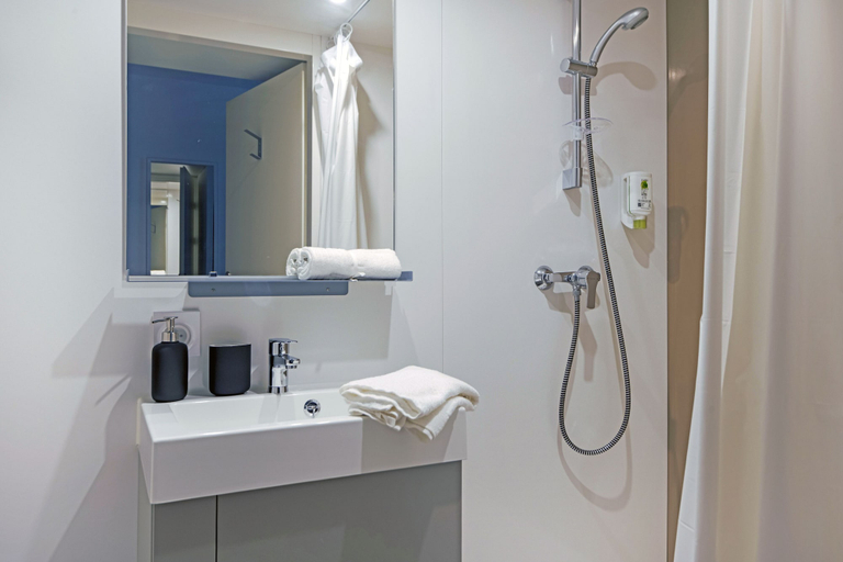 Bathroom, Student Factory Lille Euratechnologies, Nord