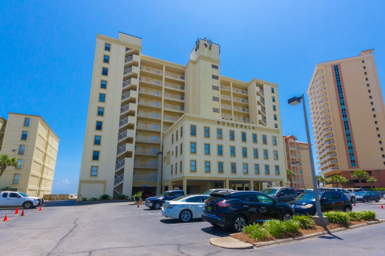 Boardwalk Condos by Hosteeva, Baldwin